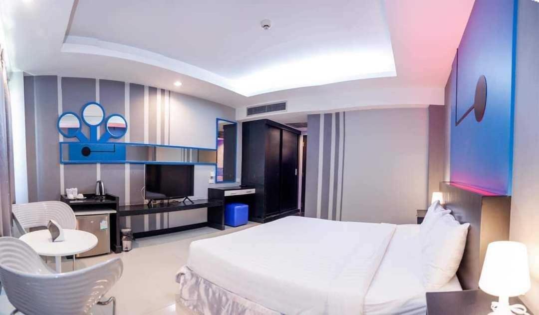 Capital O 75514 Vasidtee City Hotel Suphan Buri Exterior foto