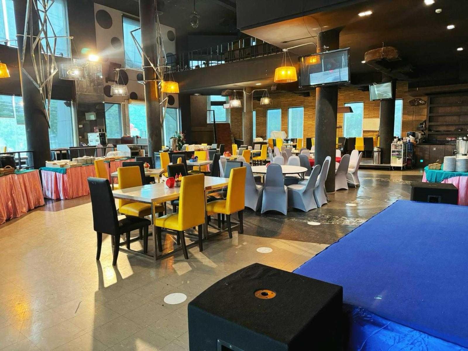 Capital O 75514 Vasidtee City Hotel Suphan Buri Exterior foto