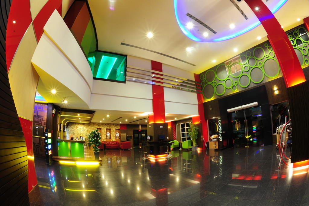 Capital O 75514 Vasidtee City Hotel Suphan Buri Exterior foto